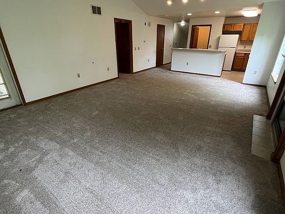 5th image of 6091 Viroqua Dr APT 2