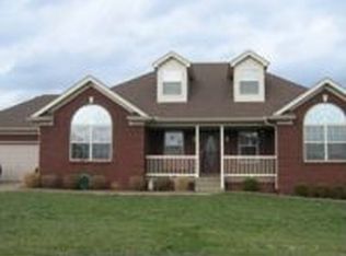 586 Autumn Glen Dr, Mt Washington, KY 40047
