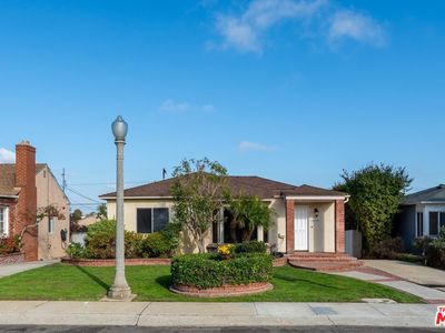 8048 Stewart Ave, Los Angeles, CA, 90045
