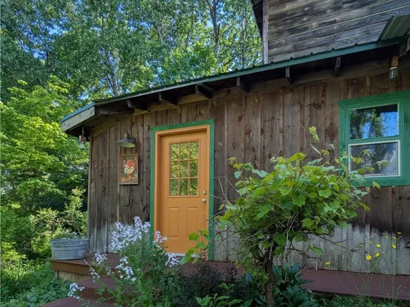 24 Helens Way, Ithaca, NY 14850