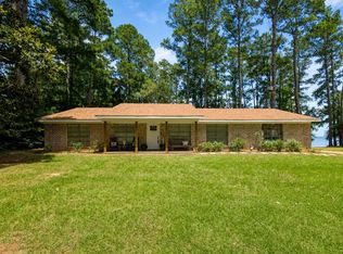 636 Campoli Rd, Etoile, TX 75944
