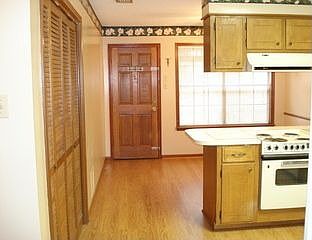2nd image of 203 Georgetown Dr