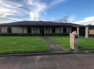 2560 Burgundy Pl, Beaumont, TX 77705