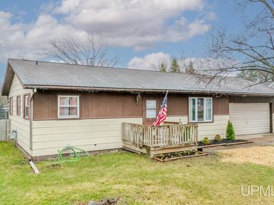 521 Lawrence St, Kingsford, MI, 49802