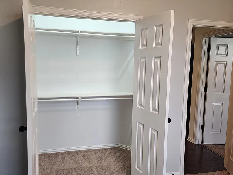 Large closet 2nd bedroom!