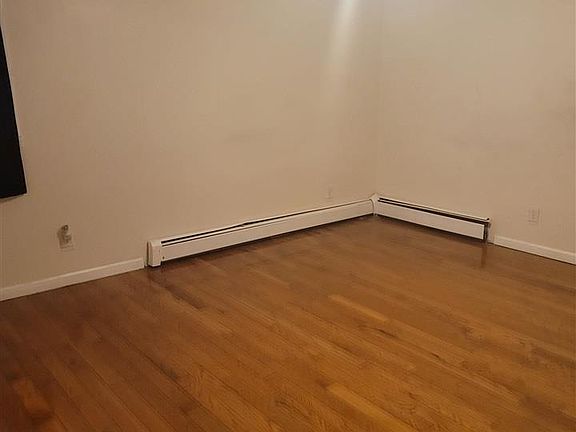 4th image of 6 Carlo Dr #0