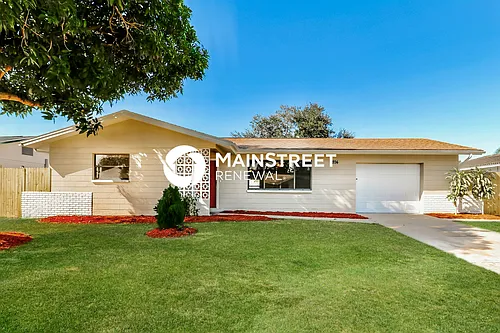 9894 110th Ln Photo 1