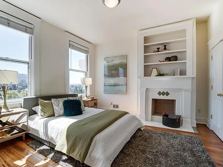 332 Milton St #2 — Photo 17