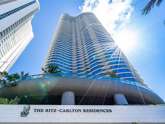 3rd image of 15701 Collins Ave #3703