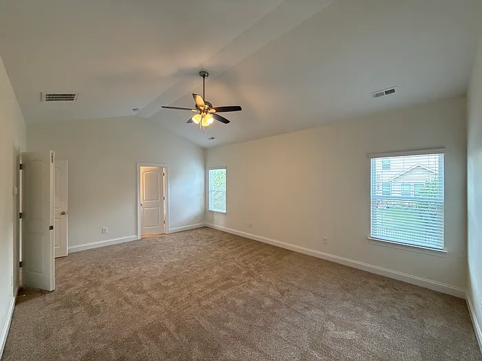 1019 Dunhill Ln — Photo 15
