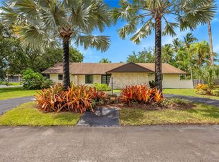 7804 SW 178th Ter, Palmetto Bay, FL 33157