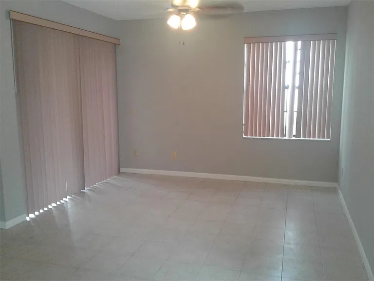 11969 NW 11th St #11969 — Photo 6