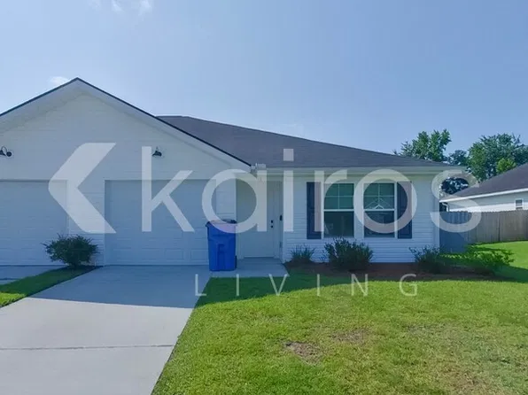 13 Burnt Oak Cir, Brunswick, GA 31525