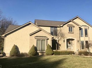3120 Sunbury Ct, Rochester Hills, MI 48309