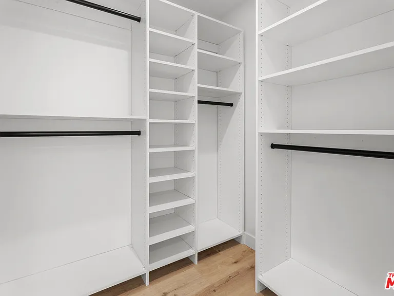 2154 Patricia Ave — Photo 12