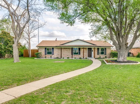 121 Vanderbilt Ln, Waxahachie, TX 75165
