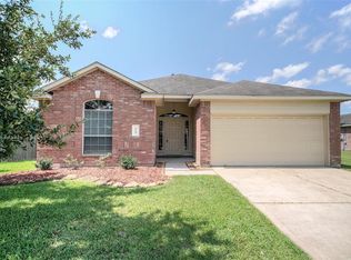 3110 Shade Ln, Pearland, TX 77584