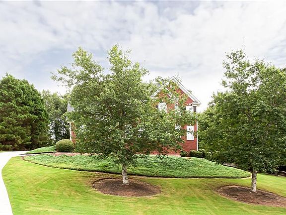 4th image of 2436 Sky Valley Dr