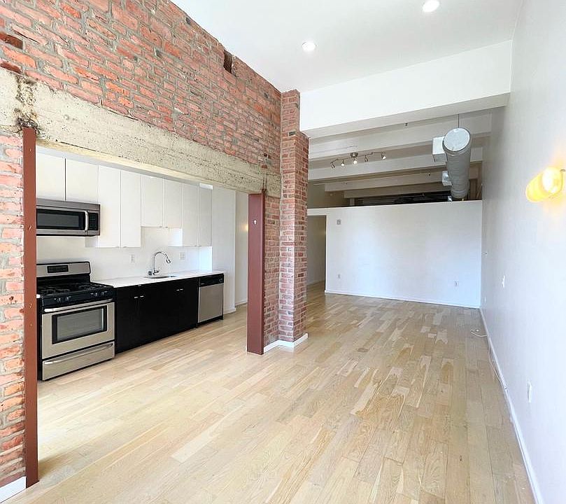 1st image of 726 Market St #406B