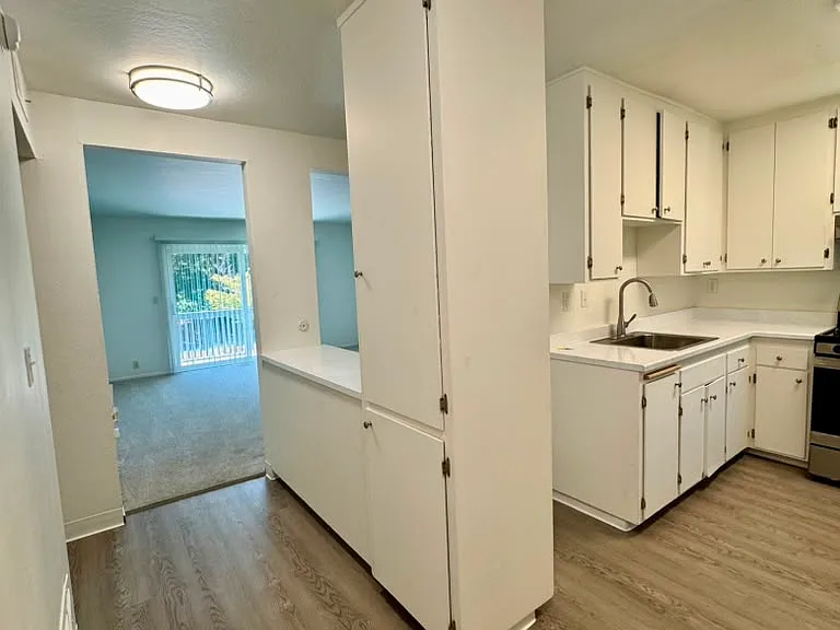 980 Ignacio Blvd #12 — Photo 4