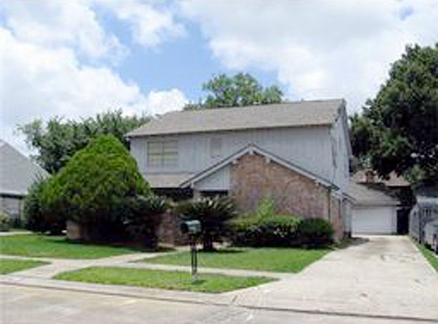 1st image of 35 Yosemite Dr