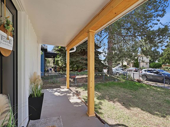 2nd image of 2614 E Diamond Ave
