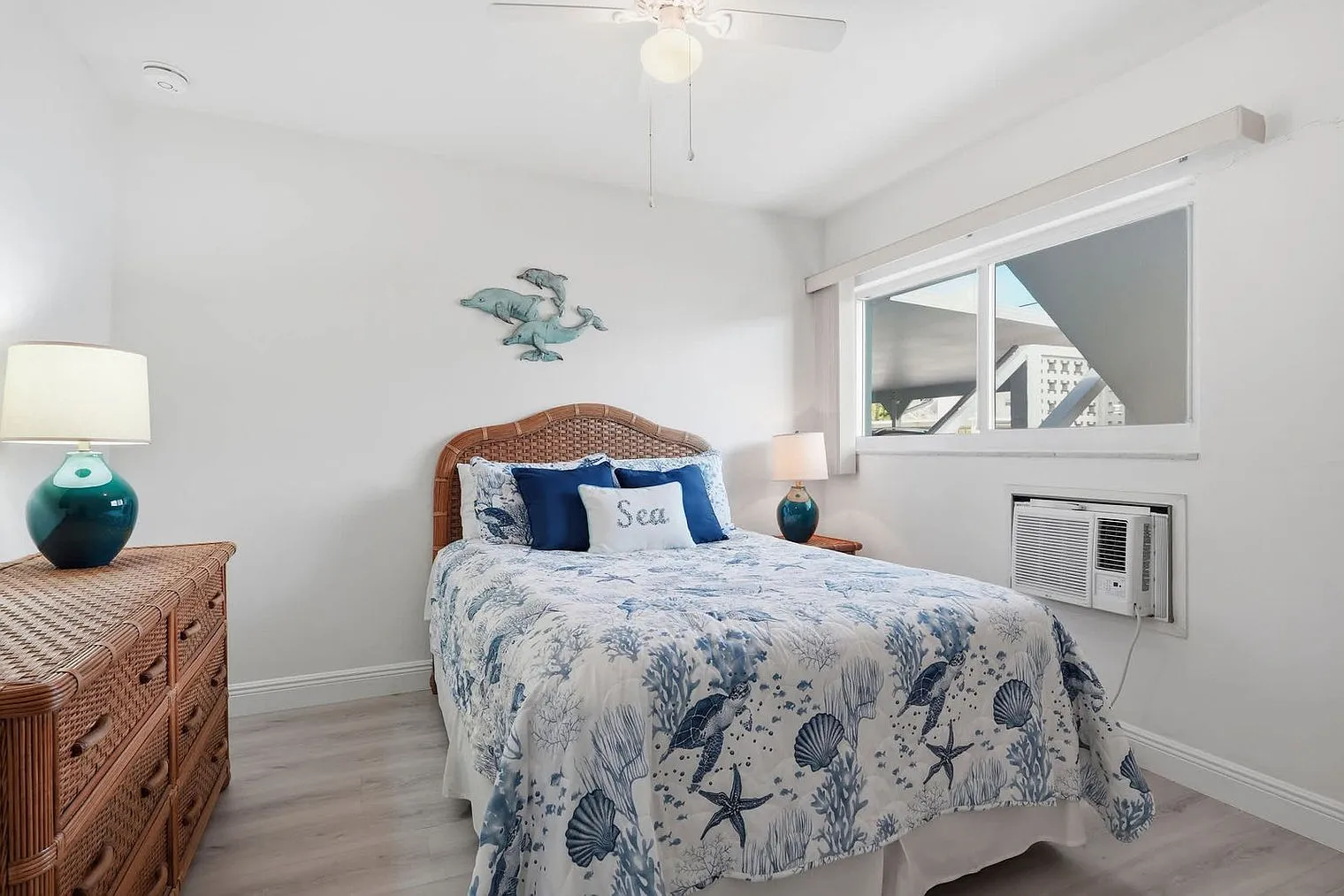 1 bed, 1.0 bath, 645 sqft, $3,420 — Photo 4
