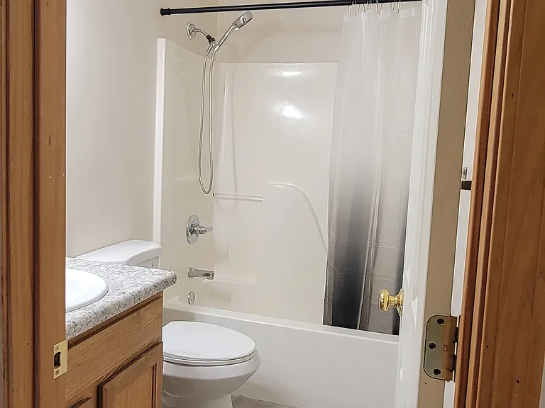 630 Paine St #5 — Photo 6