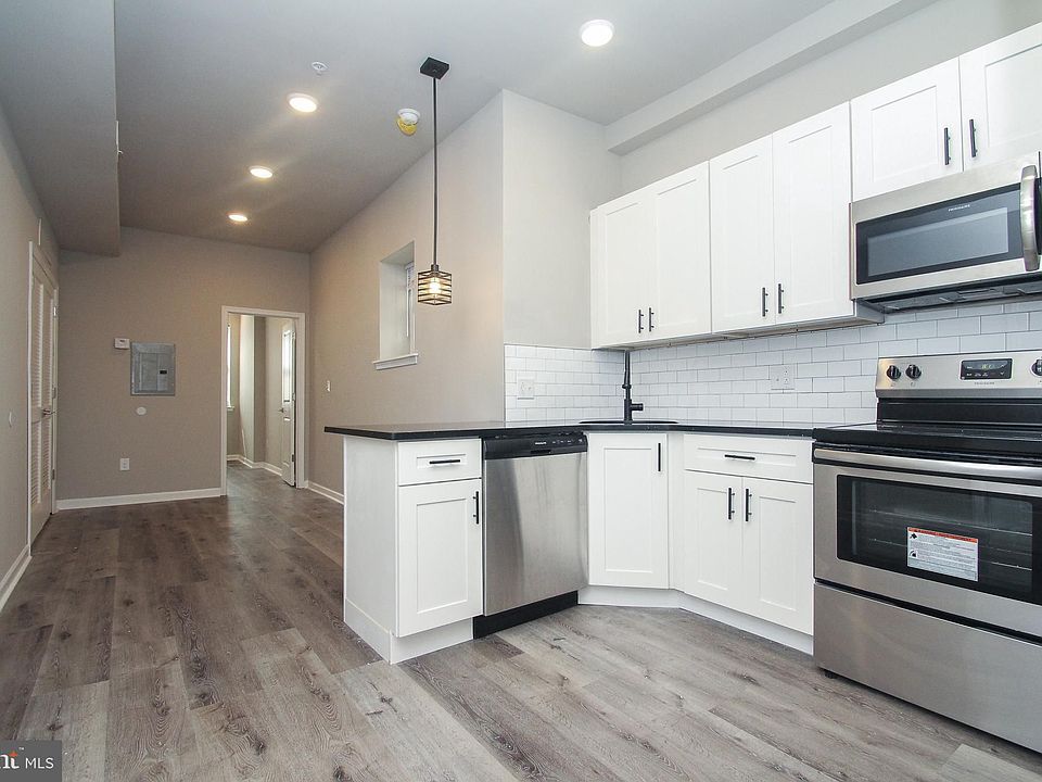 1st image of 3232 W Berks St Floor 2