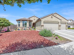 3703 N Elm Ct, Visalia, CA 93291