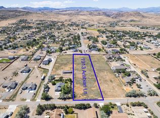 1913 Arabian Ln, Gardnerville, NV 89410