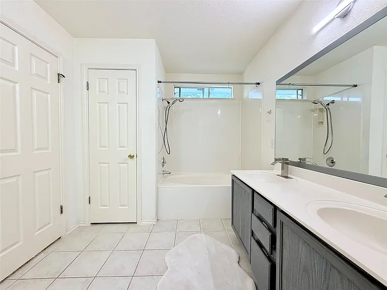 9802 Copper Creek Dr — Photo 27