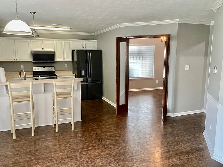 7593 Pleasantville Way — Photo 8