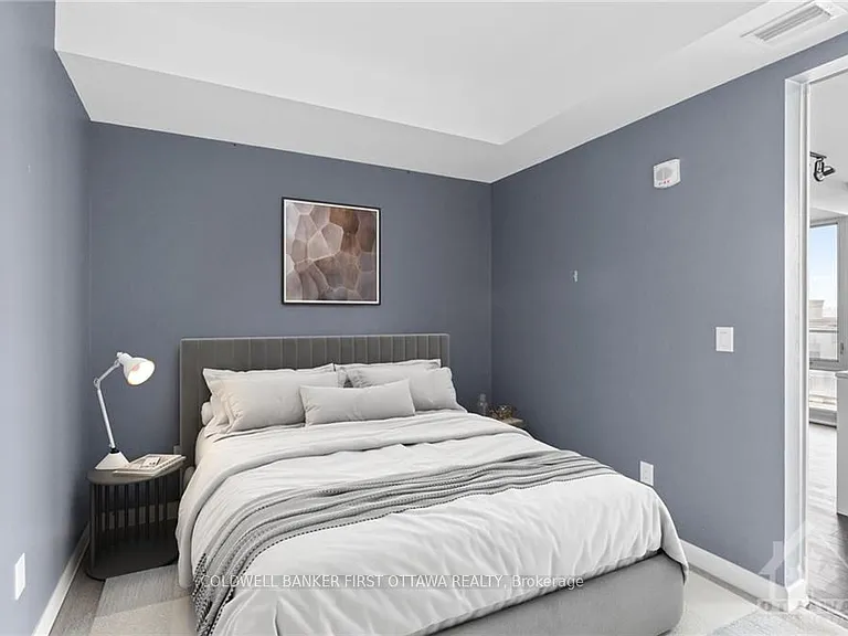 300 Lisgar St #907 — Photo 18