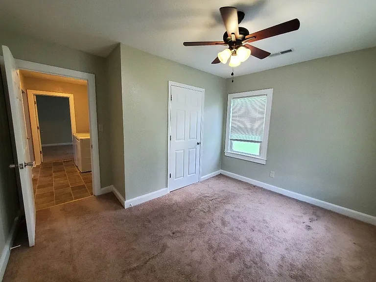 1634 Peartree Rd — Photo 9