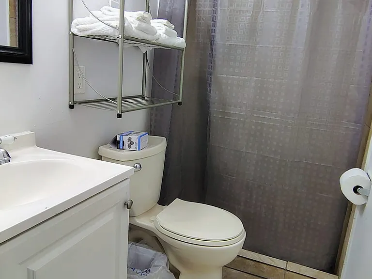 3229 W College Dr — Photo 4