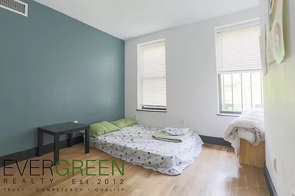 1st image of 183 Hart St #1B
