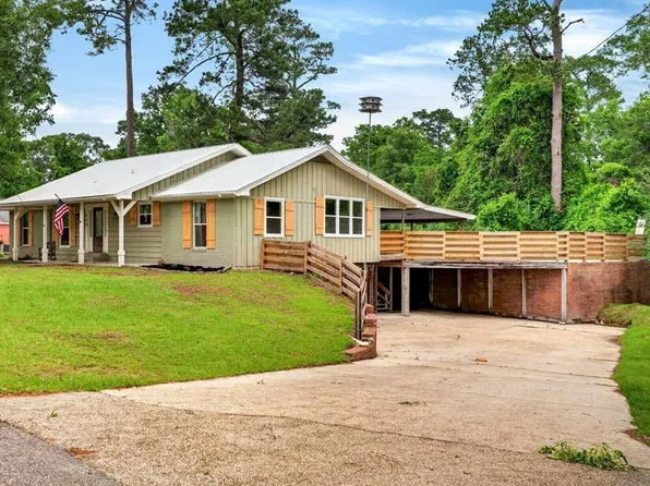 606 Briarwood Ln, Picayune, MS 39466