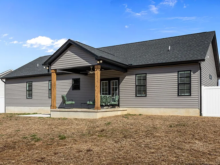 244 Hazelwood Rd — Photo 36