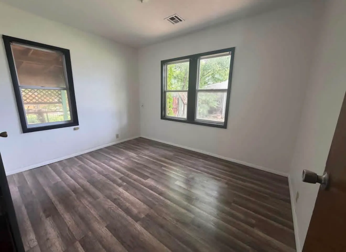 3 bed, 1008 sqft, $1,150 — Photo 4