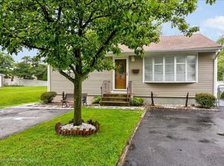 214 Furman Blvd, Keyport, NJ 07735