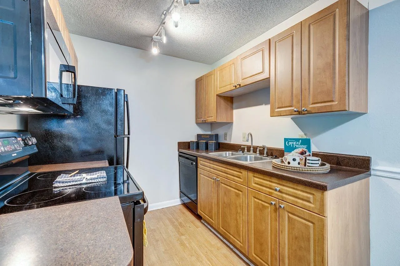 Village at Cliffdale Apartment Homes — Photo 4