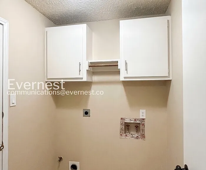 5127 Roundhill St — Photo 7