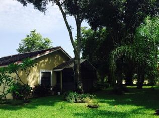 6088 Beaconwood Rd, Lake Worth, FL 33467