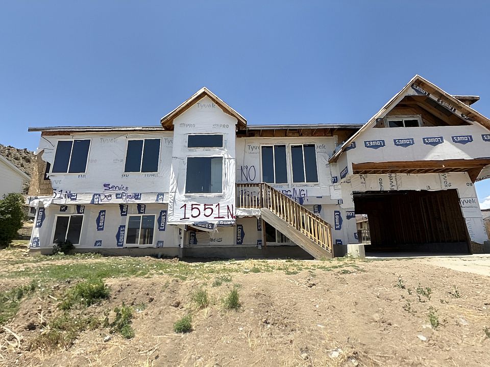 1st image of 1551 N Hilltop Dr W