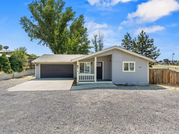 97 SE J St, Madras, OR 97741