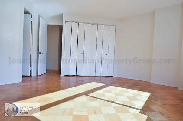 Rented by Metropolitan Property Group | media 31