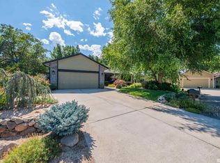 6375 Meadow Crest Cir, Reno, NV 89519