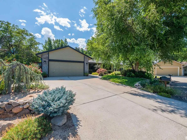6375 Meadow Crest Cir, Reno, NV 89519