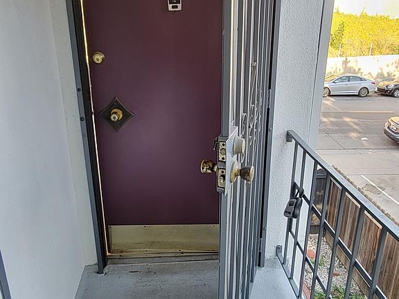 3rd image of 1513 Beloit Ave #205
